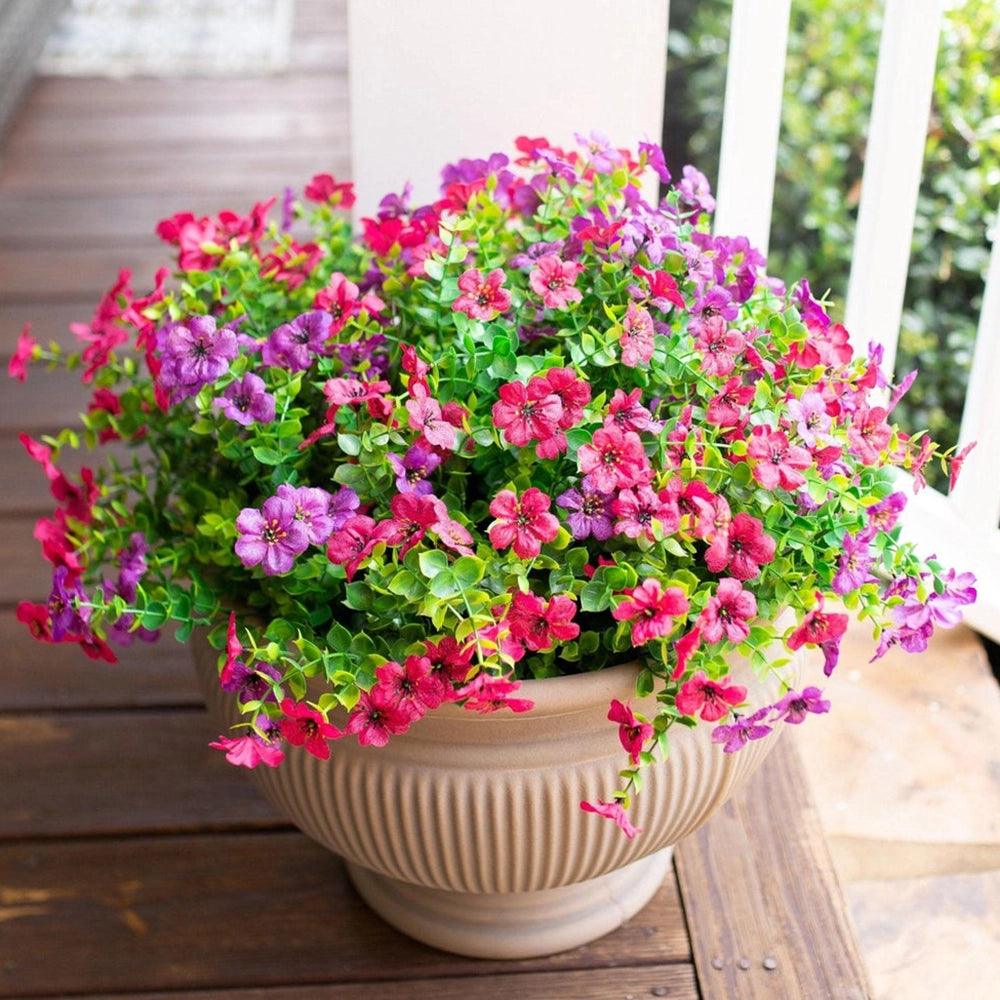 Everbloom Porch & Patio Co. — 12-Bundle Silk Daisy & Eucalyptus Flower Set