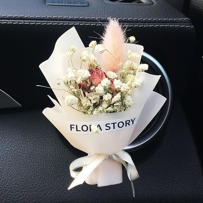 BloomAura™ - Mini Flower Bouquet