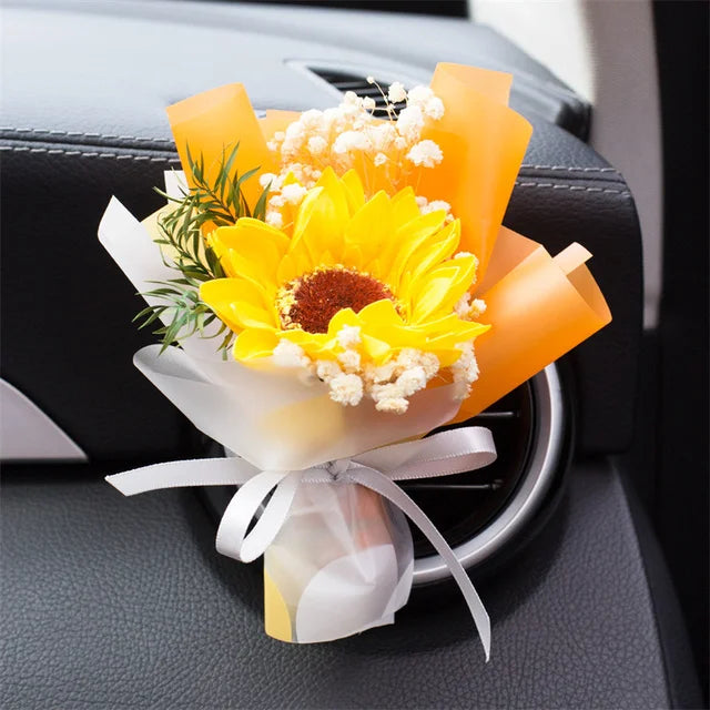 BloomAura™ - Mini Flower Bouquet